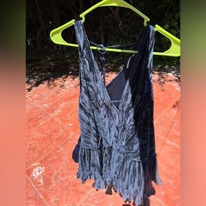 Free People Dark Purple Velvet Short Dress w/ Pockets size medium!